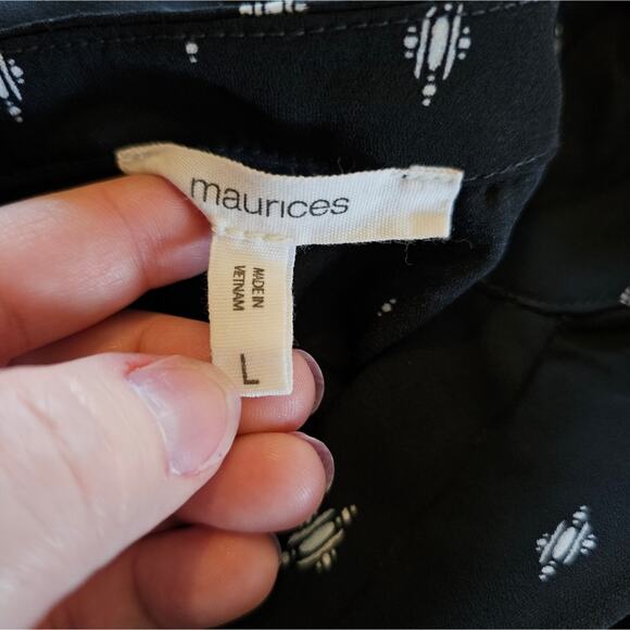 Maurices women's lightweight long sleeve black top w small white pattern size L - Picture 10 of 12